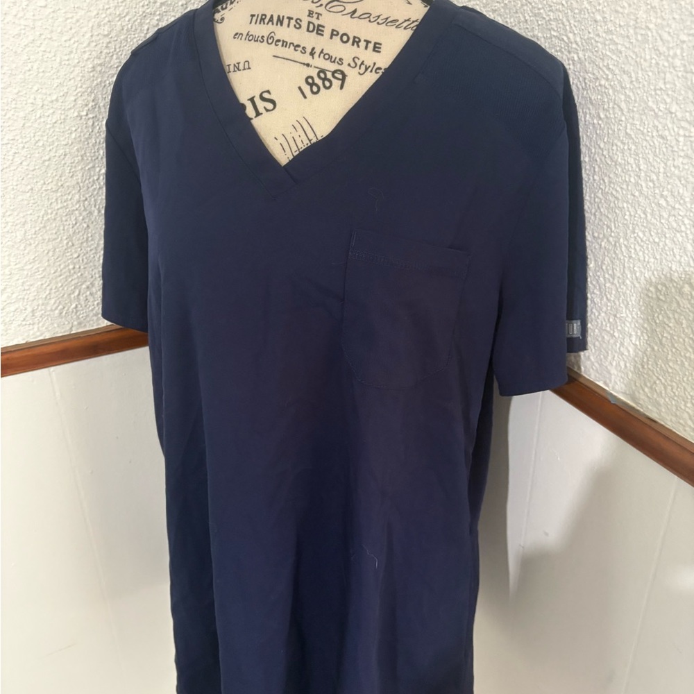 MedCouture Touch Women’s Scrub Top Navy Blue – Size Large
